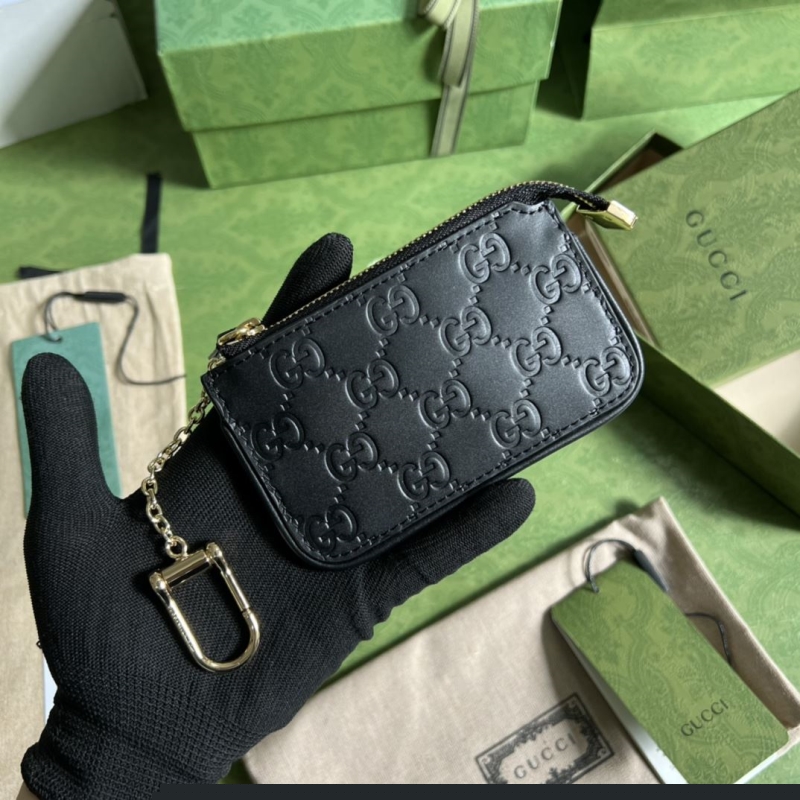 G*u*i wallets & purse